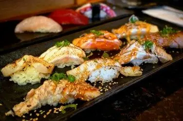 sushi aburi